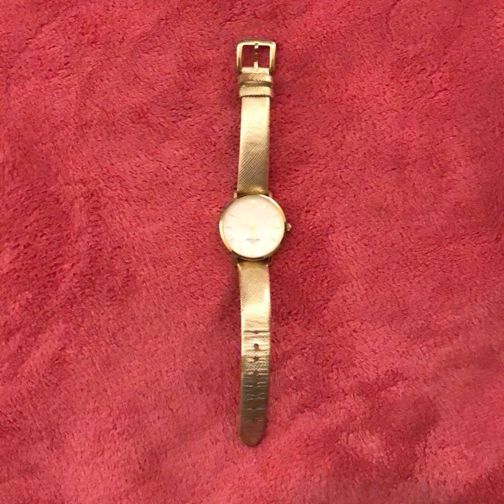 Kate Spade ♠️ Watch - Picture 2 of 5